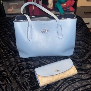 Coach baby blue tote bag with matching color Coach wallet